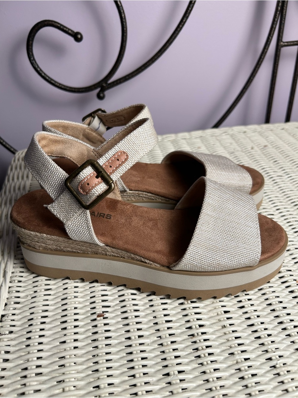 NWOT Dream Pairs Platform Espadrille Sandals Beige Canvas Ankle Strap Womens - Picture 3 of 9